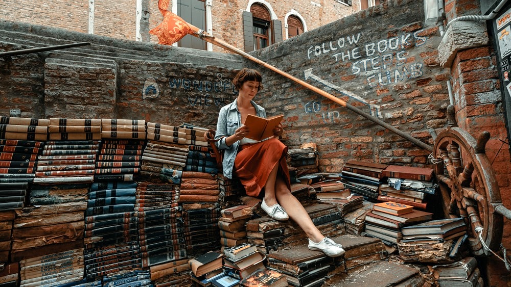 Sprache lernen, Bücher, Lesen, Venedig, Bildungsurlaub
