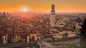 Verona, Venetien, Italien, Nachtzug, UEX Night 2022